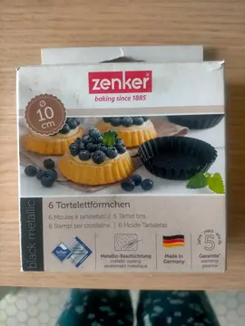 6 moules à tartelettes