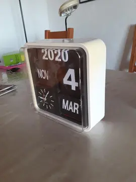 horloge calendrier