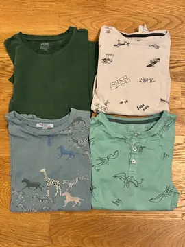 lot de 4 t-shirts manches longues 10 ans