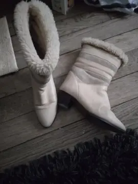 bottes courtes fourrées 35