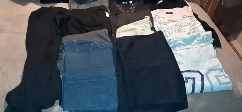 Lot de vêtements femme taille 48