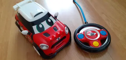 Voiture télécommandée "Cars"