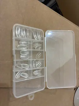 boîte de faux ongles