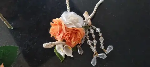 accessoire déco fleurs orange