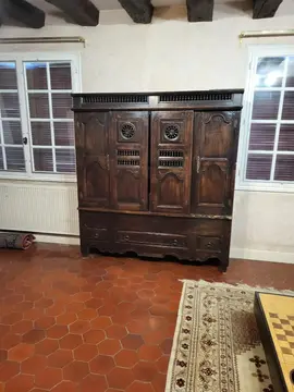 armoire bibliothèque bretonne
