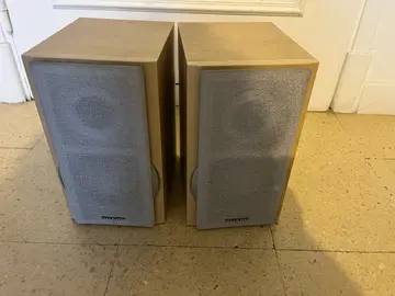 petits hauts parleurs