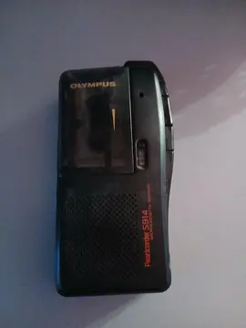 1 dictaphone