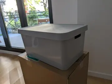 Bac de rangement en plastique