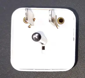 Adaptateur vers prise AMERICAINE (avec terre)