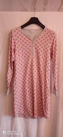chemise de nuit pour personne âgée