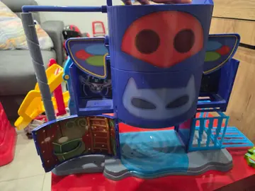 donne jouets enfants