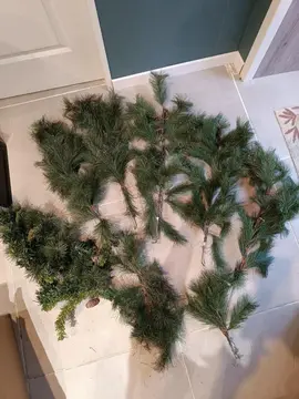 Lot de branches de sapin artificiel