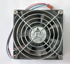 Ventilateur pour boitier, 90x90x25mm, 12V/0.20A, connecteur 3 pins à plat