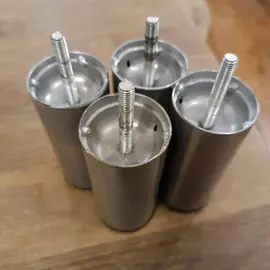 Pieds de fauteuil à visser dans bois