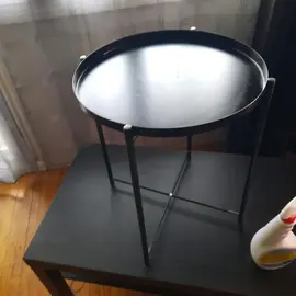 table d appoint (Ikea)
