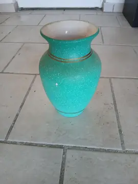 vase