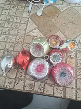 Boules creuses vintage