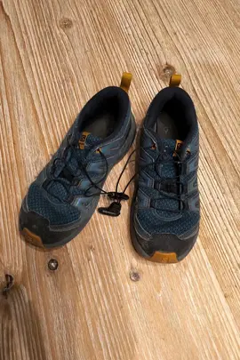 chaussures de marche Salomon t33