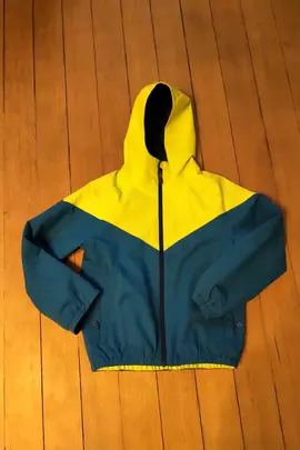 Veste imperméable T 8 ans