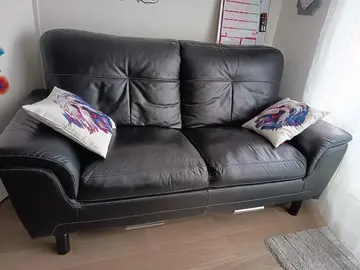 canapé cuir noir bon etat