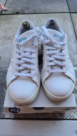 Baskets Adidas blanches