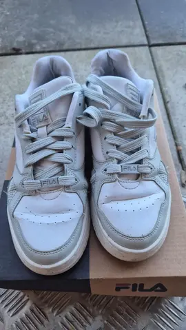 Baskets Fila blanches