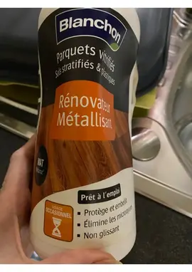 Rénovateur métallisant pour parquet