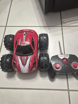 Voiture radio commandée