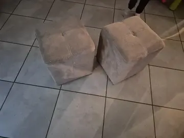 pouf tabouret en tissu gris