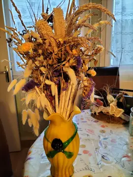 composition florale et vase