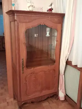 meuble de rangement type vitrine