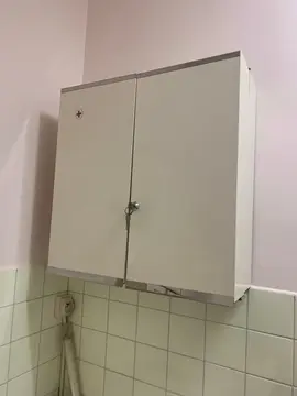 armoire pharmacie blanche