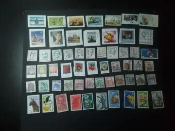 58 Timbres, lot du 10 décembre