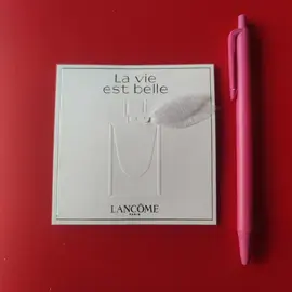 Carte parfumée à patch au verso - neuve