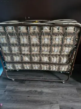 lit pliante 2 personnes