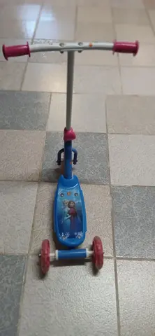 Trotinette Reine des neiges