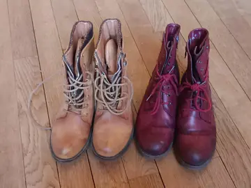 2 paires de bottes