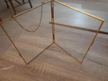 cadre verre et métal