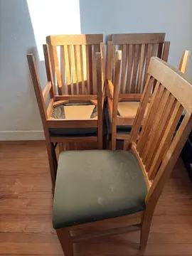 donne 5 chaises à retaper