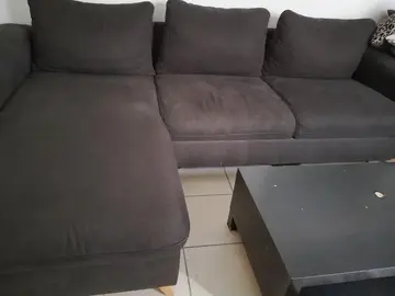 canape convertible et coffre marron