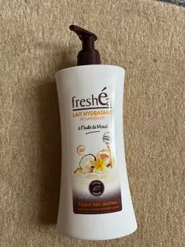 Lait hydratant bouteille de 300 ml neuve