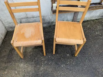 chaises en bois