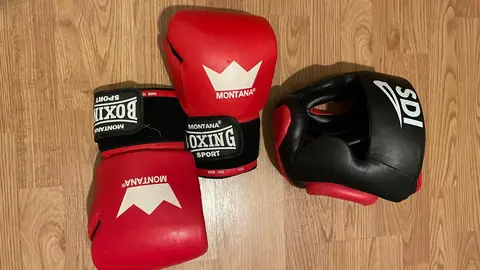 Gants + casque de boxe