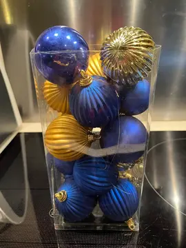 Lot de 16 boules de décoration d'un sapin de Noël, très bon état