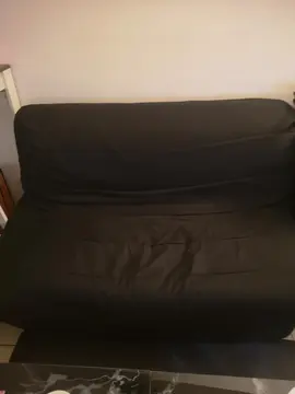 Bz abîmé mais peut encore servir manque quelques lattes housse noire