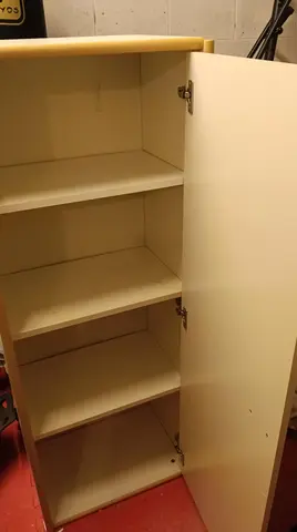 Meuble de rangement avec porte et étagères