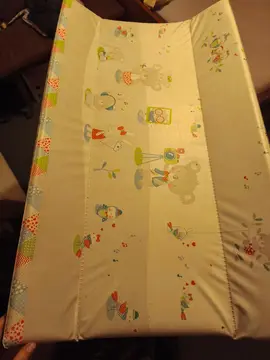 table a langer avec baignoire