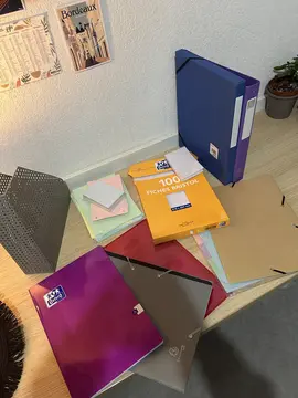 Lot papeterie et fournitures de bureau