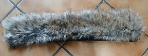 col fourrure avec frmeture eclair