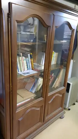 Bibliothèque placage chêne rustique, 1980.